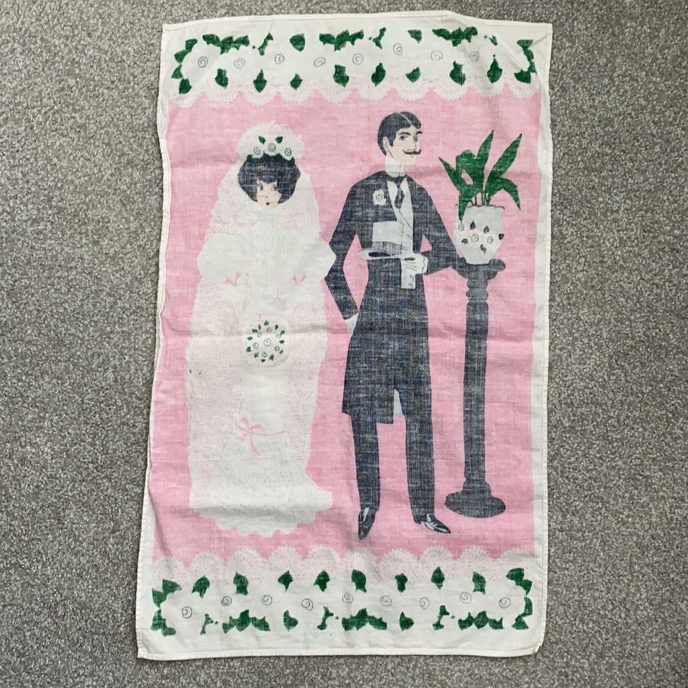 Vintage dish towel (bride & groom) - Picture 4 of 4